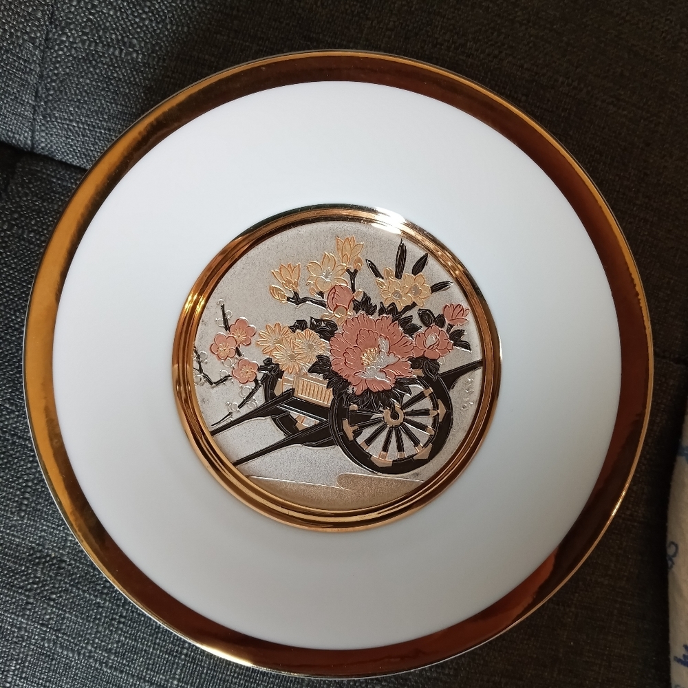 WESTLAND CO Art of Chokin 24K Gold Decorative Flower Wagon Plate